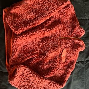 AERO fuzzy jacket pull over